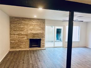 2325 Crescent Park Drive 277, Houston TX 77077