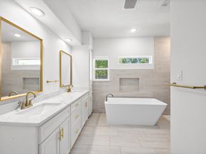 32 Mellow Leaf Court, The Woodlands TX 77381