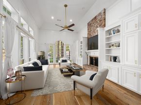 32 Mellow Leaf Court, The Woodlands TX 77381