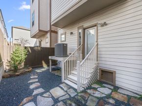 1621 W 23rd Street C, Houston TX 77008