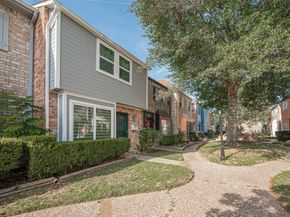 8478 Ariel St 61, Houston TX 77074