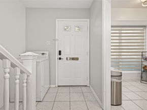 8478 Ariel St 61, Houston TX 77074