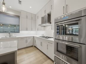 2114 Mcduffie Street, Houston TX 77019