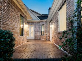 22 Mill Point Place, The Woodlands TX 77380
