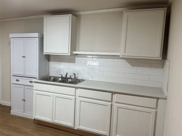 412 Owens Street, Houston TX 77029