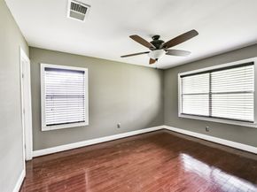 6833 Concho Street, Houston TX 77074