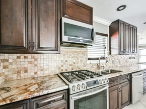 6833 Concho Street, Houston TX 77074