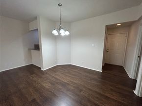 2213 S Braeswood Boulevard 12B, Houston TX 77030