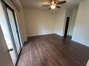 2213 S Braeswood Boulevard 12B, Houston TX 77030