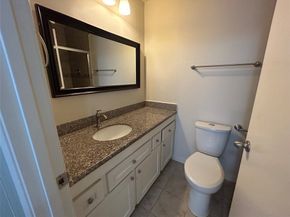 2213 S Braeswood Boulevard 12B, Houston TX 77030