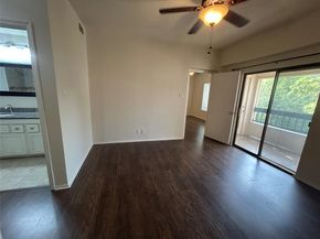 2213 S Braeswood Boulevard 12B, Houston TX 77030