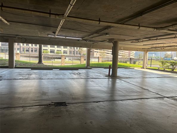 2213 S Braeswood Boulevard 12B, Houston TX 77030