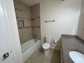 2213 S Braeswood Boulevard 12B, Houston TX 77030