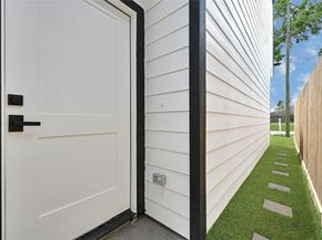 7922 Sealey Street, Houston TX 77088