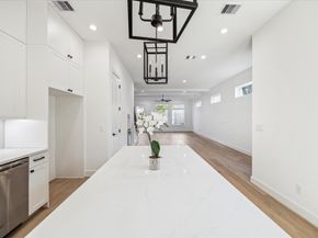 5337 Larkin Street, Houston TX 77007