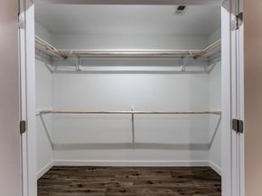 5535 Elm Springs Drive, Houston TX 77048