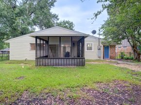 5535 Elm Springs Drive, Houston TX 77048