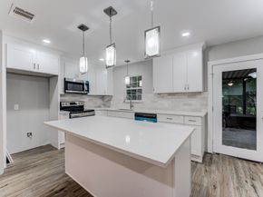 5535 Elm Springs Drive, Houston TX 77048