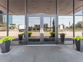 2016 Main Street 2305, Houston TX 77002