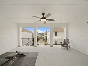 911 W 35th Street C, Houston TX 77018