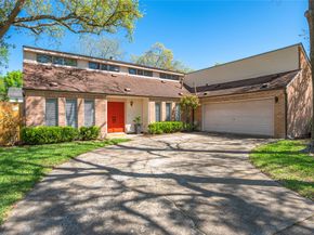 16419 Laurelfield Drive, Houston TX 77059
