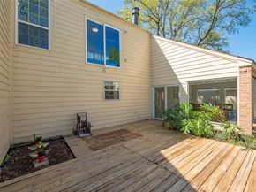 16419 Laurelfield Drive, Houston TX 77059