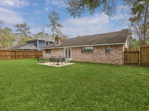 2043 Middle Creek Drive, Houston TX 77339