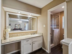 2043 Middle Creek Drive, Houston TX 77339