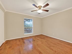 5911 Warm Springs Road, Houston TX 77035