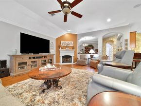 1833 Pembrook Circle, Conroe TX 77301