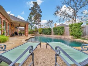 1833 Pembrook Circle, Conroe TX 77301