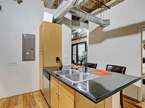 917 Main Street 503, Houston TX 77002