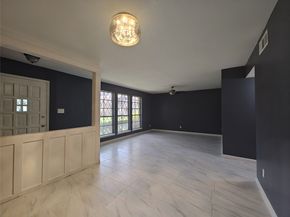 2252 Shadowdale Drive 362, Houston TX 77043