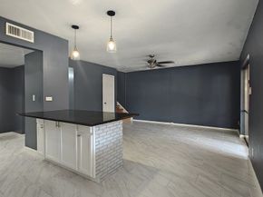 2252 Shadowdale Drive 362, Houston TX 77043