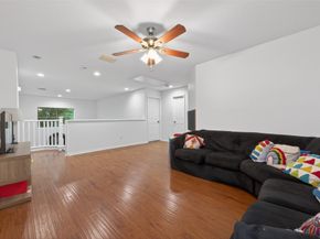 42 W Gaslight Place, The Woodlands TX 77382