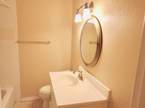 4040 San Felipe Street 122, Houston TX 77027