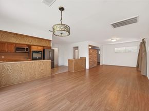4834 Spellman Road, Houston TX 77035