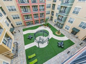 1711 Old Spanish Trail 426, Houston TX 77054