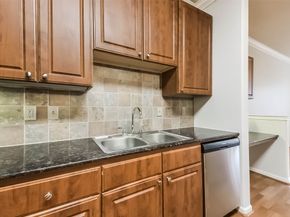 1711 Old Spanish Trail 426, Houston TX 77054