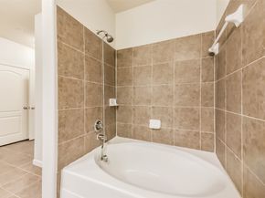 1711 Old Spanish Trail 426, Houston TX 77054
