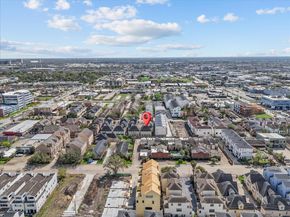 5624 Dolores St, Houston TX 77057