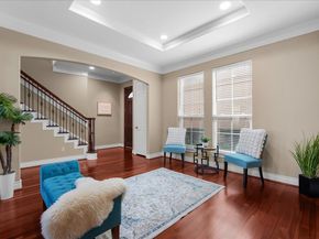 5624 Dolores St, Houston TX 77057