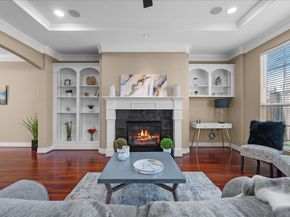 5624 Dolores St, Houston TX 77057