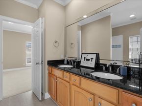 5624 Dolores St, Houston TX 77057