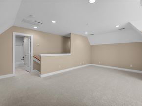 5624 Dolores St, Houston TX 77057