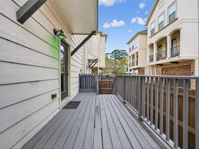 1429 W 21st Street, Houston TX 77008