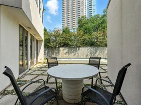 2019 Mcclendon Street, Houston TX 77030