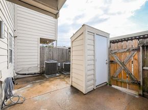 3901 Woodchase Drive 48, Houston TX 77042