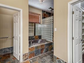 1607 E Bonner Street, Houston TX 77007