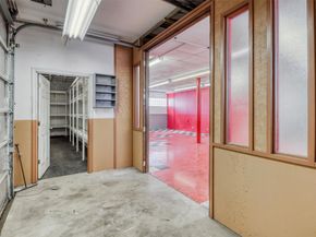 1607 E Bonner Street, Houston TX 77007